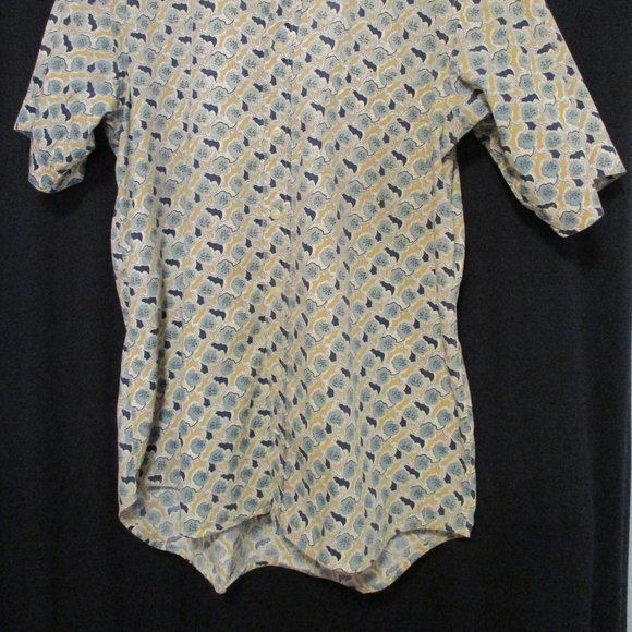 B D Baggies Short Sleeves Multicolored Flying Bats Button Down Shirt - Picture 6 of 9